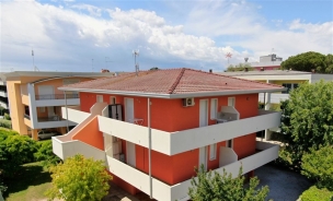 APARTMÁNOVÝ DŮM HERMANN 