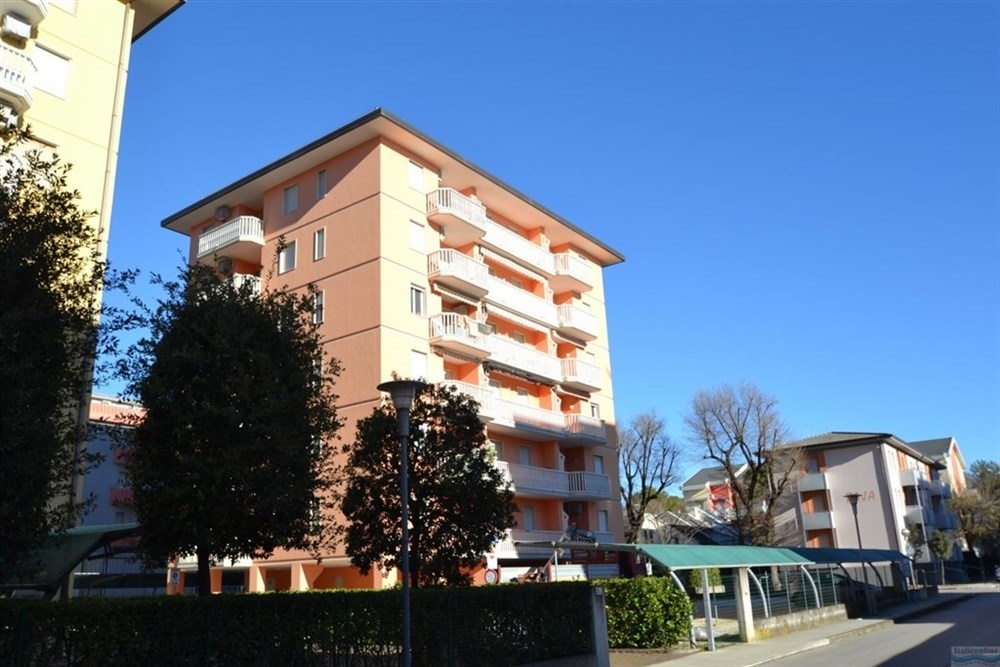 APARTMÁNOVÝ DŮM ISCHIA